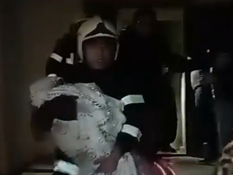 Masazırda yaşayış binasında yanğın - Sakinlər təxliyə olundu