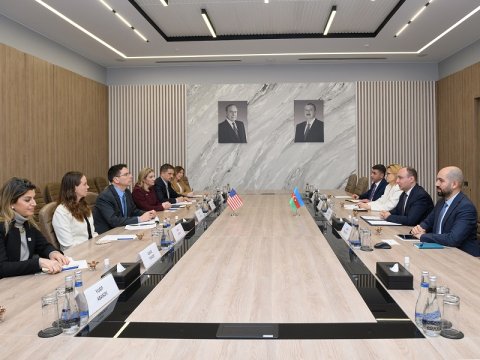 Azərbaycan ABŞ ilə süni intellekt üzrə data mərkəzlərinin tikintisini müzakirə etdi