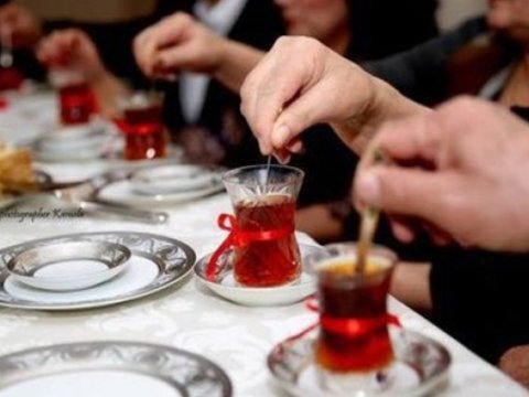 Kızına görücü gelen babanın talebi merak uyandırdı - VİDEO