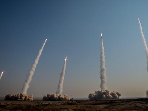 İran Rusiyaya ballistik raketlər və dronlar SATIB