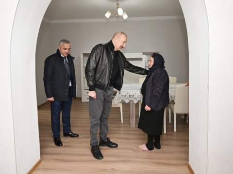 İlham Əliyev Ağdərədə vətəndaşın evində oldu - FOTOLAR
