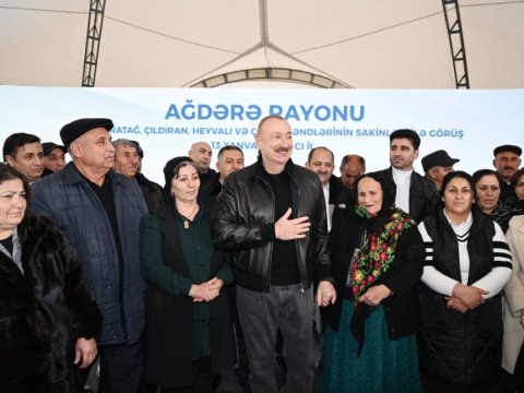 Prezident Ağdərə sakinləri ilə görüşdən paylaşım etdi
