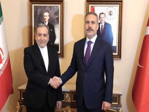 Hakan Fidan yenidən Əraqçiyə zəng etdi