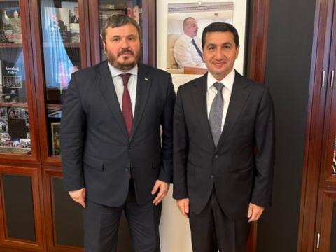 Hikmət Hacıyev Ukrayna səfiri ilə bu məsələni&nbsp;müzakirə etdi