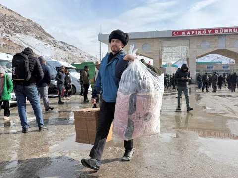 İran xalqı Türkiyəyə köç edir