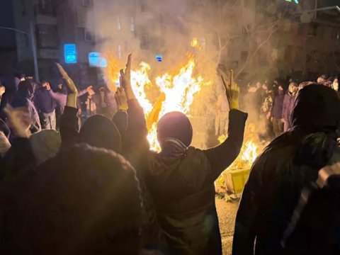 İrandakı etirazlarda ölənlər və saxlanılanların sayı AÇIQLANDI