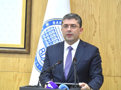 Media əməkdaşları ədəbi dil normalarına əməl etməlidir -&nbsp;Əhməd İsmayılov