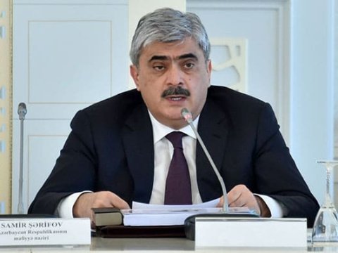 Samir Şərifov iclas keçirdi