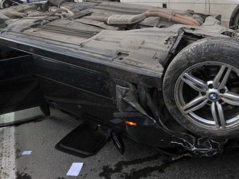 Goranboyda maşın aşdı&nbsp;- 3 nəfər xəsarət aldı