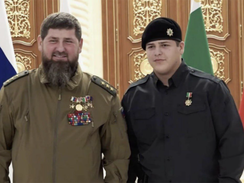 Kadırovun oğlu qəzaya düşdü - Vəziyyəti ağırdır