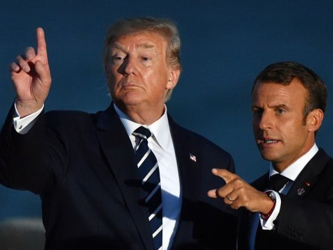 Makron Trampı tənqid etdi