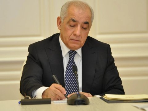 Baş nazir hüquqi şəxslərlə bağlı&nbsp;qərar imzaladı