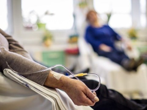 Xərçəng xəstələri müalicə üçün özəl klinika seçə biləcək