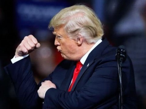 Tramp 1 ildə neçə ölkəni&nbsp;hədələyib?