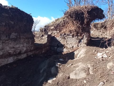 Niyal qalasında qanunsuz qazıntı aparanlar saxlanılıb