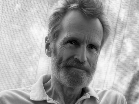 Azərbaycandan Ermənistana köçən yazıçının kimliyi AÇIQLANDI