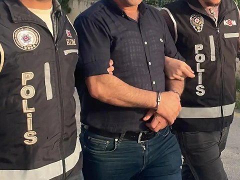 İstanbulda korrupsiya əməliyyatı: 8 nəfər həbs edildi