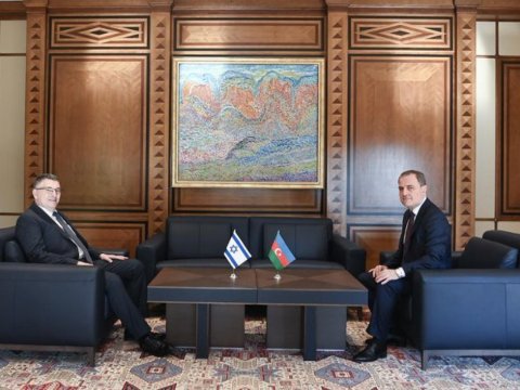 Ceyhun Bayramov İsrailli mevkidaşı ile görüştü