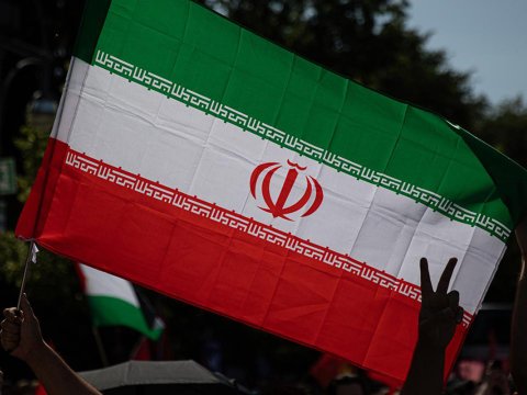 İran internetə qoyulan məhdudiyyətləri aradan qaldırır