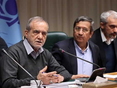 Pezeşkian qubernatorlara əmr verdi:&nbsp;Ölənlərin ailələrilə görüşün!