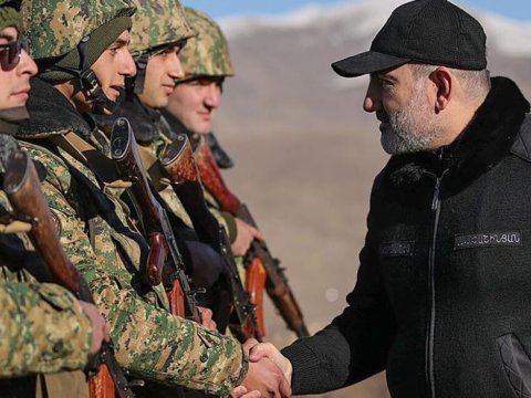 Paşinyan Ermənistan Ordusundakı maaşları AÇIQLADI