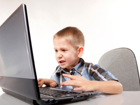 Uşaqların sosial şəbəkələrə girişinə qadağa qoyulması&nbsp;təklif olunur