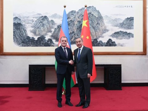 Ceyhun Bayramov çinli həmkarı ilə Pekində görüşdü