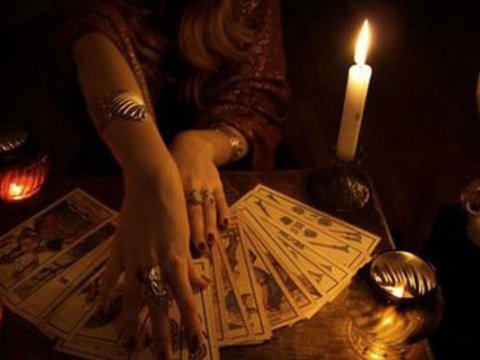 "Şər qüvvələr sənə cadu edib" - Bakıda 25 minlik DƏLƏDUZLUQ