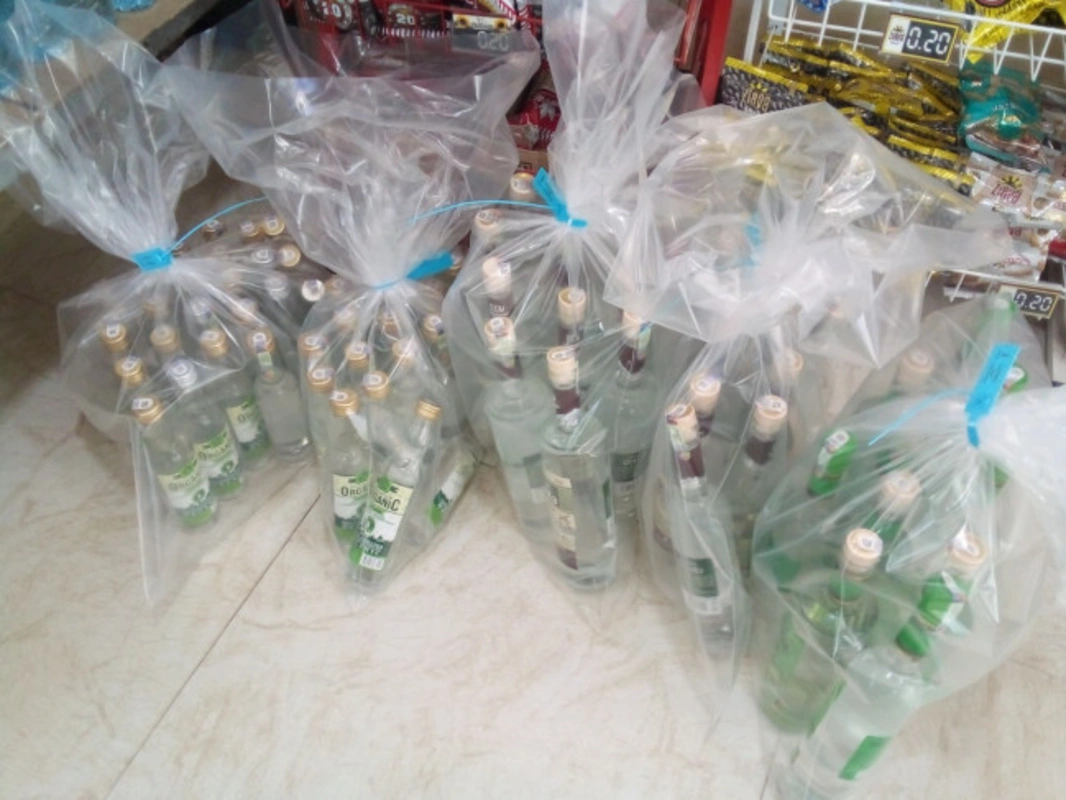 Gəncədə&nbsp;məşhur markaya aid saxta araqlar aşkarlandı