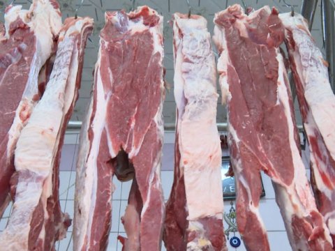 Ət yeyənlərin sayında kəskin AZALMA