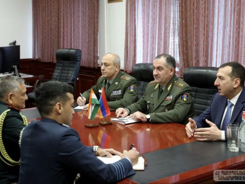 Ermənistan Hindistanla hərbi təlimlər keçirəcək
