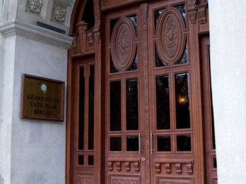 AYB-nin qələm əhlinə verdiyi möhlət başa çatdı: "Hələ gözləyirik"