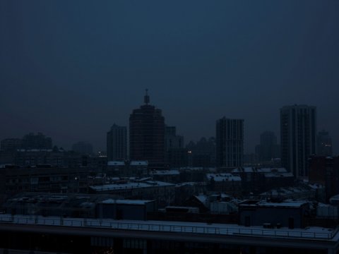 Rusiya 20 dərəcə şaxtada Ukraynanı işqısız qoyur