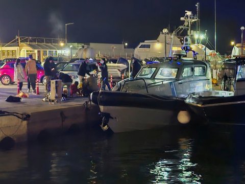 Yunanıstan sahillərində toqquşma: 14 nəfər öldü