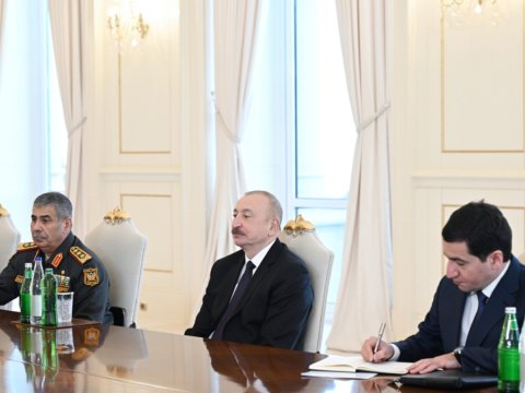 Prezident İranın müdafiə nazirini qəbul etdi - FOTOLAR