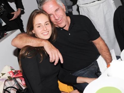 Epşteyn&nbsp;ona&nbsp;100 milyon dollar vəsiyyət edib -&nbsp;SİRLİ STOMATOLOQ