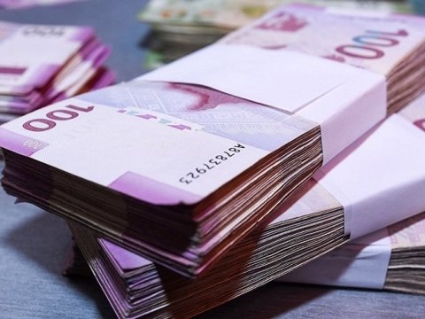 Azərbaycanlılar milyonlarını harda xərcləyir?