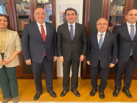 Azərbaycan-Türkiyə əlaqələri müzakirə olundu