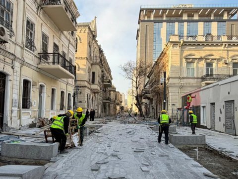 Piyada səkiləri bərpa edilir - FOTOLAR