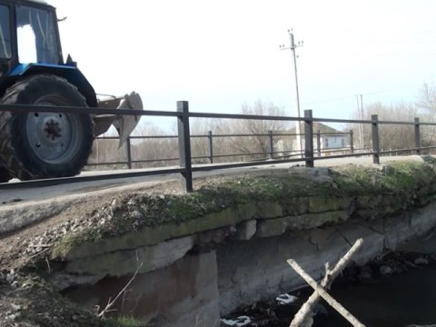 Salyanda "üstü bəzək, altı təzək" olan körpü