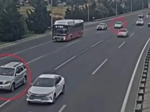 1889 texniki nasaz avtomobil yolda qaldı