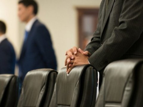 Tələbələr dövlət və özəl müəssisələrdə 6 ay işləsin - TƏKLİF