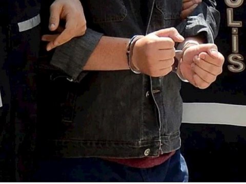 Türkiyədə FETÖ əməliyyatı - Maliyyə Nazirliyinin 93 əməkdaşı saxlanıldı