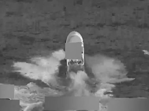 ABŞ gəmiyə zərbə endirdi, 3 nəfər öldü