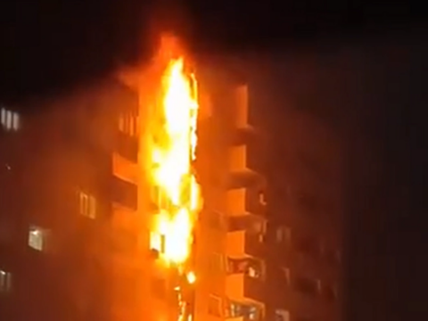 Bakıda yaşayış binasında yanğın - Sakinlər təxliyə olundu