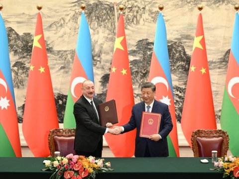İlham Əliyev Çin liderini təbrik etdi