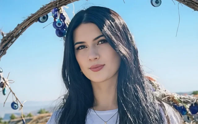 &ldquo;İdrak&rdquo; Liseyində güllələnmiş müəllim&nbsp;evə buraxılıb