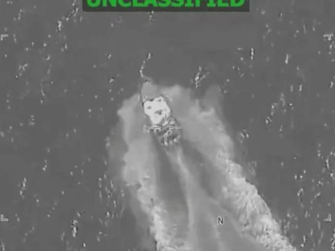 ABŞ narkotik gəmilərini vurdu: 11 nəfər öldü