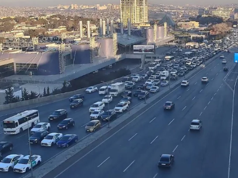 Sürücülərin nəzərinə! - 20 istiqamətdə tıxac var