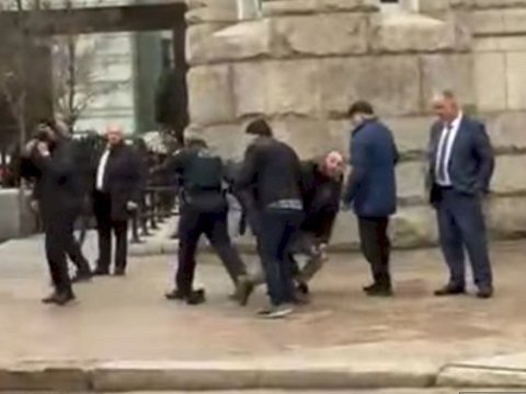 Xaricdə təxribat cəhdi: İnsidentin arxasında kimlər dayanır?